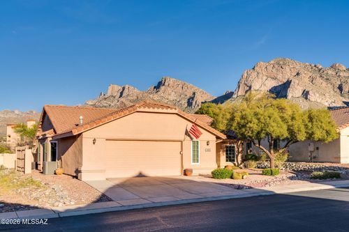 9960 N Roxbury Dr, Oro Valley, AZ, 85737-7955 | Card Image