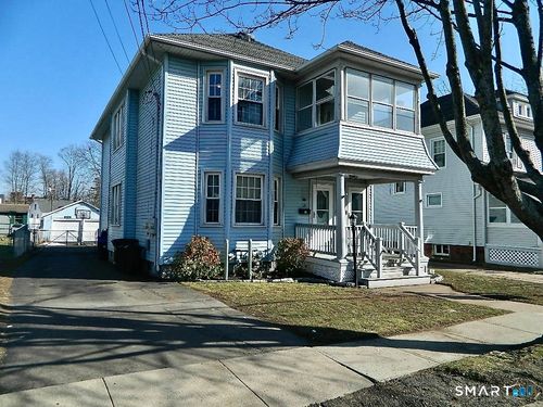 37 Elm St, East Haven, CT, 06512-2341 | Card Image