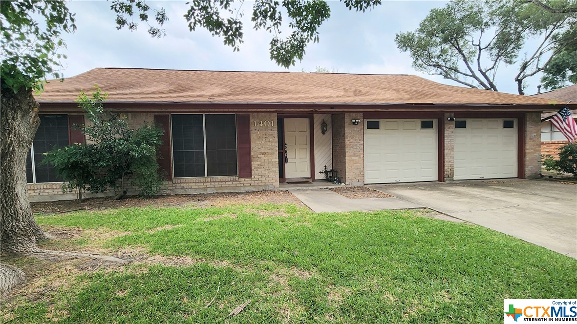 Plantation Rd, Victoria, TX 77904