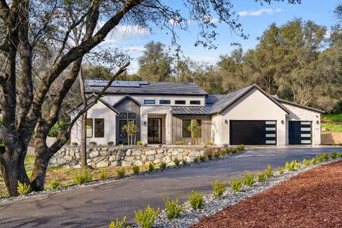 7569 Old Pear Hill Ln, Penryn, CA, 95663-9304 | Card Image