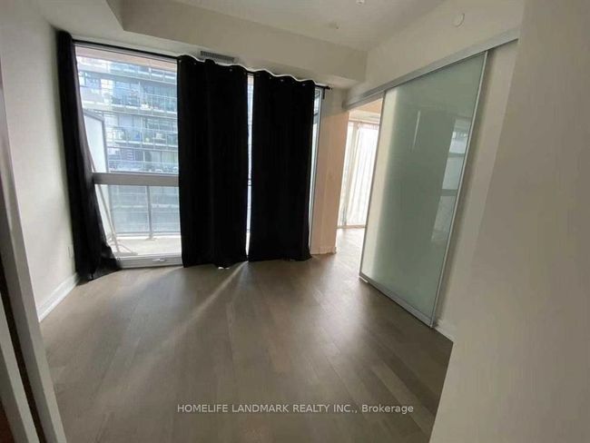 909 - 17 Dundonald St, Condo with 1 bedrooms, 1 bathrooms and null parking in Toronto ON | Image 6