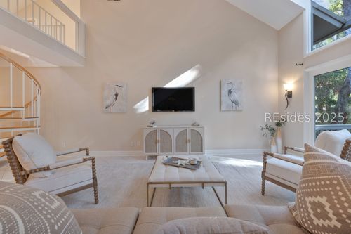 39 Battery Rd, Hilton Head Island, SC, 29928-4213 | Card Image