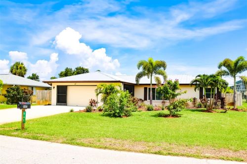 945 Chevy Chase St, PORT CHARLOTTE, FL, 33948-3628 | Card Image