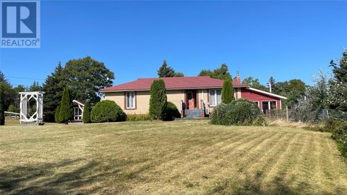 8 Cod Seine Road, Mobile, NL, A0A3A0 | Card Image