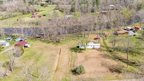 706 Dunbrack Cir, Covington, VA, 24426-5889 | Card Image