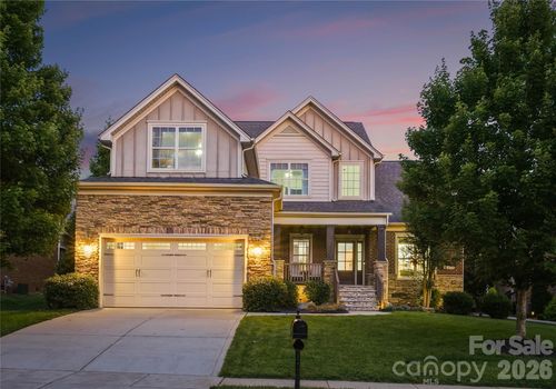 803 Five Leaf Ln, Waxhaw, NC, 28173-6324 | Card Image