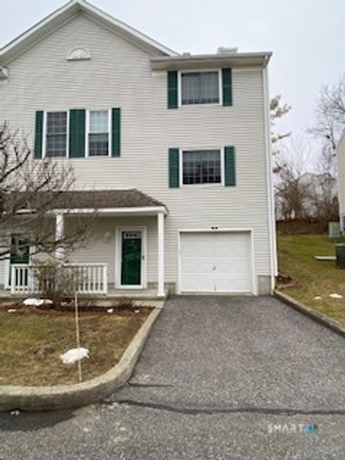 unit-18-14 South St, Danbury, CT, 06810-8182 | Card Image