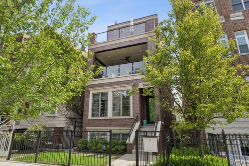 3-3929 Greenview Ave, CHICAGO, IL, 60613-2504 | Card Image