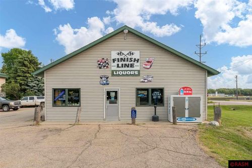 104 Walnut Ave, Madison Lake, MN, 56063-2050 | Card Image