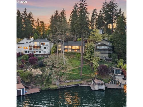 2430 Summit Ct, Lake Oswego, OR, 97034-3622 | Card Image