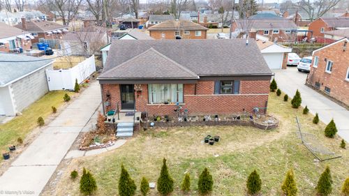 5324 Buchanan Ave, Warren, MI, 48092-1776 | Card Image