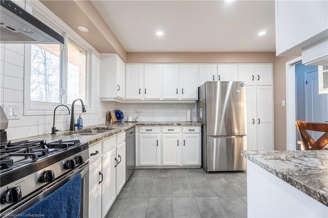 3531 Rapids View Dr, House other with 4 bedrooms, 3 bathrooms and 8 parking in Niagara Falls ON | Image 11
