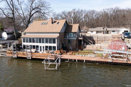 10636 Jefferson Rd, Osceola, IN, 46561-9127 | Card Image