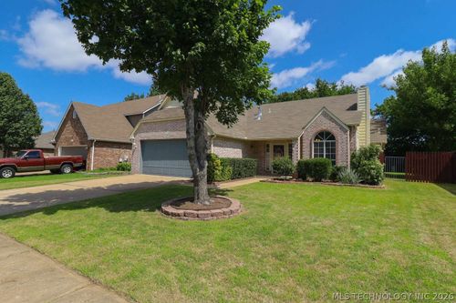 3104 W Hartford Street, Broken Arrow, OK, 74012 | Card Image