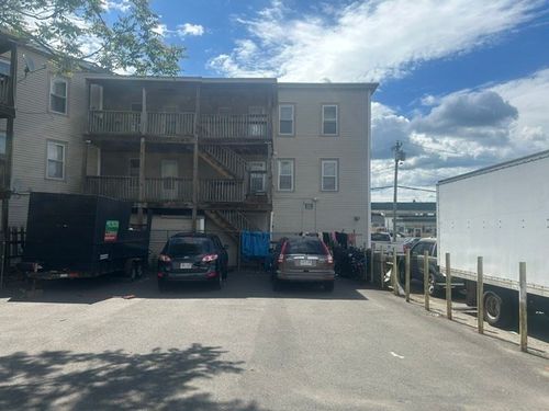 11-2r-754 Aiken St, Lowell, MA, 01850-1869 | Card Image