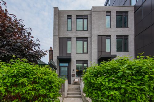 12-673 Kingston Rd, Toronto, ON, M4E1R6 | Card Image