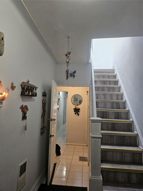 59 59th Dr, Maspeth, NY, 11378-3208 | Card Image