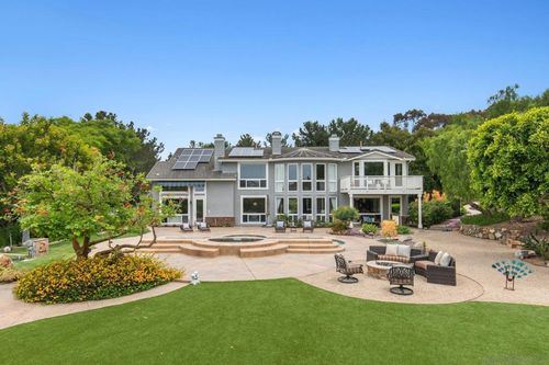 521 Latigo Row, Encinitas, CA, 92024-7271 | Card Image