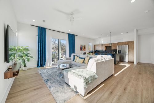 101-2206 Arroyo Ave, Dallas, TX, 75219-1705 | Card Image