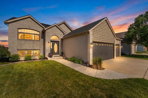 2753 Cameron Pl, Valparaiso, IN, 46385 | Card Image
