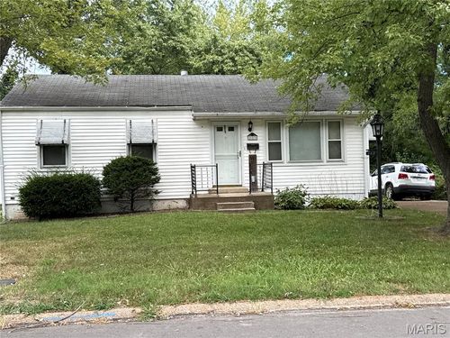 223 Wiegel Dr, Ferguson, MO, 63135-2932 | Card Image