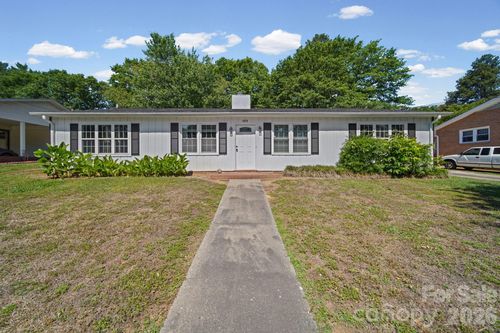 604 Leander St, Shelby, NC, 28152-6440 | Card Image