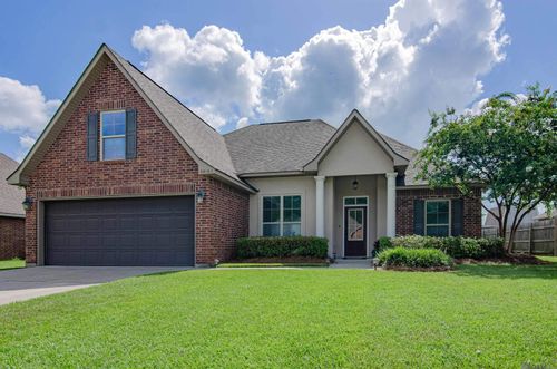 28163 Loiret Ct, Ponchatoula, LA, 70454-8114 | Card Image