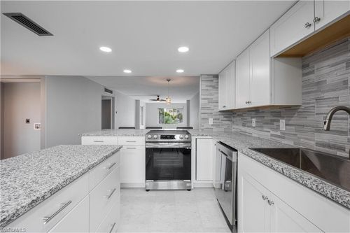 apt-207-2244 Winkler Ave, FORT MYERS, FL, 33901-9155 | Card Image