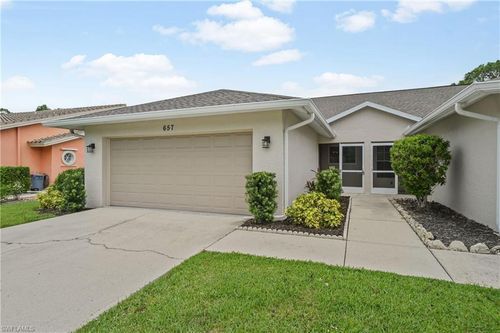657 Saint Andrews Blvd, NAPLES, FL, 34113-8911 | Card Image
