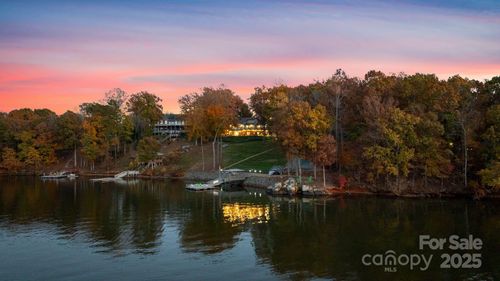 598 Mountain Shore Dr, Denton, NC, 27239-8798 | Card Image