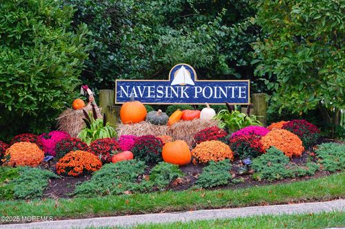 40 Windward Way, Red Bank, NJ, 07701-2478 | Card Image