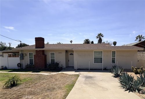 1641 N Towne Ave, Claremont, CA, 91711-4105 | Card Image