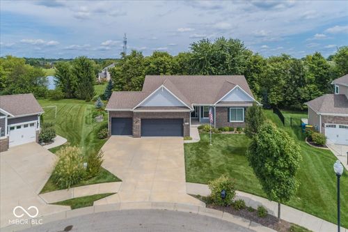 10237 Maiden Ct, Fishers, IN, 46040-1588 | Card Image