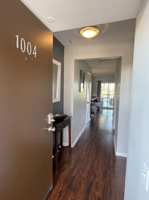 1004 1st Ave N, Nashville, TN, 37201-1035 | Card Image