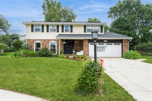 5S671 Buttonwood Ct, Naperville, IL, 60540-3735 | Card Image