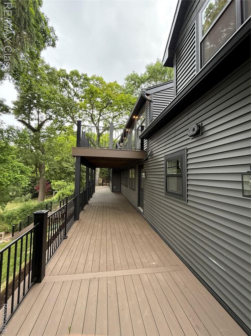 1420 Pettibone Lake Rd, Highland, MI, 48356-3126 | Card Image