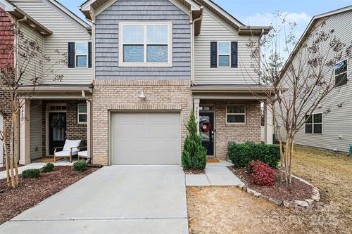 9458 Avery Lilac Ln, Fort Mill, SC, 29707-6921 | Card Image