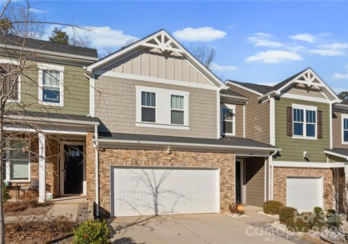 8134 Merryvale Ln, Charlotte, NC, 28214-2658 | Card Image