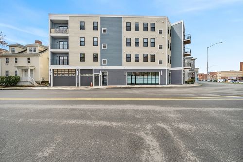 2c-13 Nahant St, Lynn, MA, 01902-5515 | Card Image