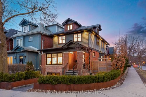 264 Pacfic Avenue, Toronto, ON, M6P2P5 | Card Image