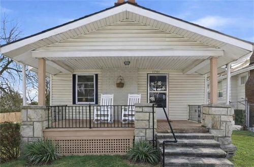 1701 Cleveland Ave, Kansas City, KS, 66104-5521 | Card Image