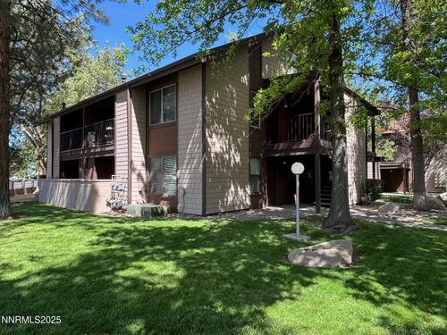 53-1465 E Peckham Ln, Reno, NV, 89502-5171 | Card Image
