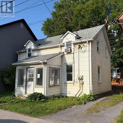 359 Division St, Kingston, ON, K7K4A4 | Card Image