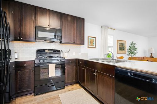 175 Amber Gln, Maxwell, TX, 78656-2022 | Card Image