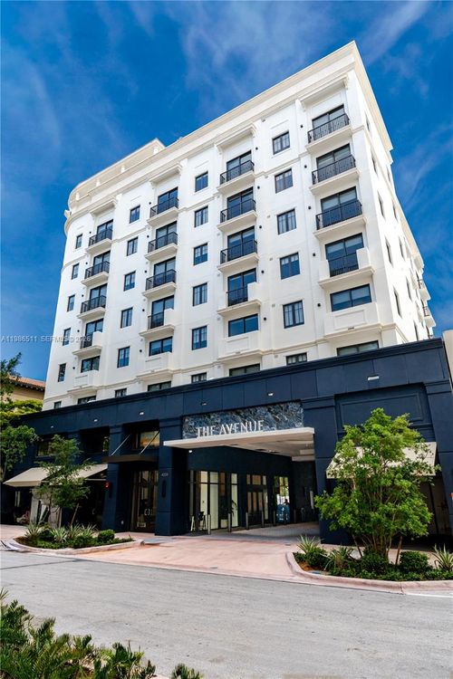 703-4220 Laguna St, Coral Gables, FL, 33146-1967 | Card Image