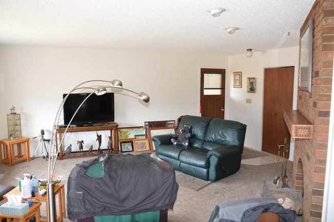 7113 99 St, House other with 3 bedrooms, 2 bathrooms and 4 parking in Peace River AB | Image 4