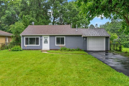 32910 N Meadow Road, Grayslake, IL, 60030 | Card Image