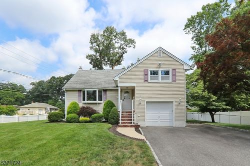 1270 S 9th St, South Plainfield, NJ, 07080-1604 | Card Image
