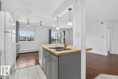 403-11026 106 St Nw, Edmonton, AB, T5H2Y4 | Card Image