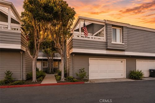 251 Chesterfield, Newport Beach, CA, 92660-4223 | Card Image